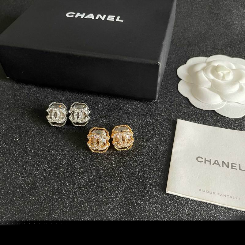 Chanel Earring 04yxs381